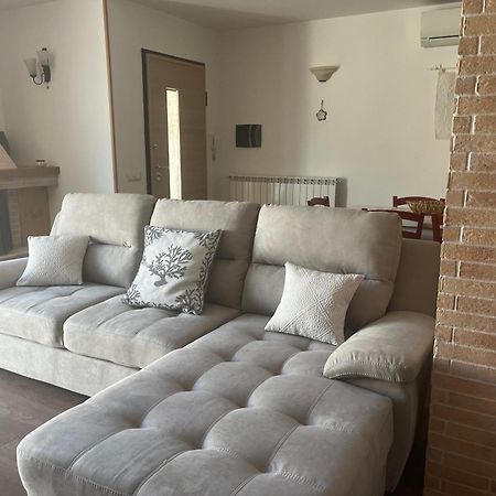 L'Essenziale Apartment Porto Torres Luaran gambar