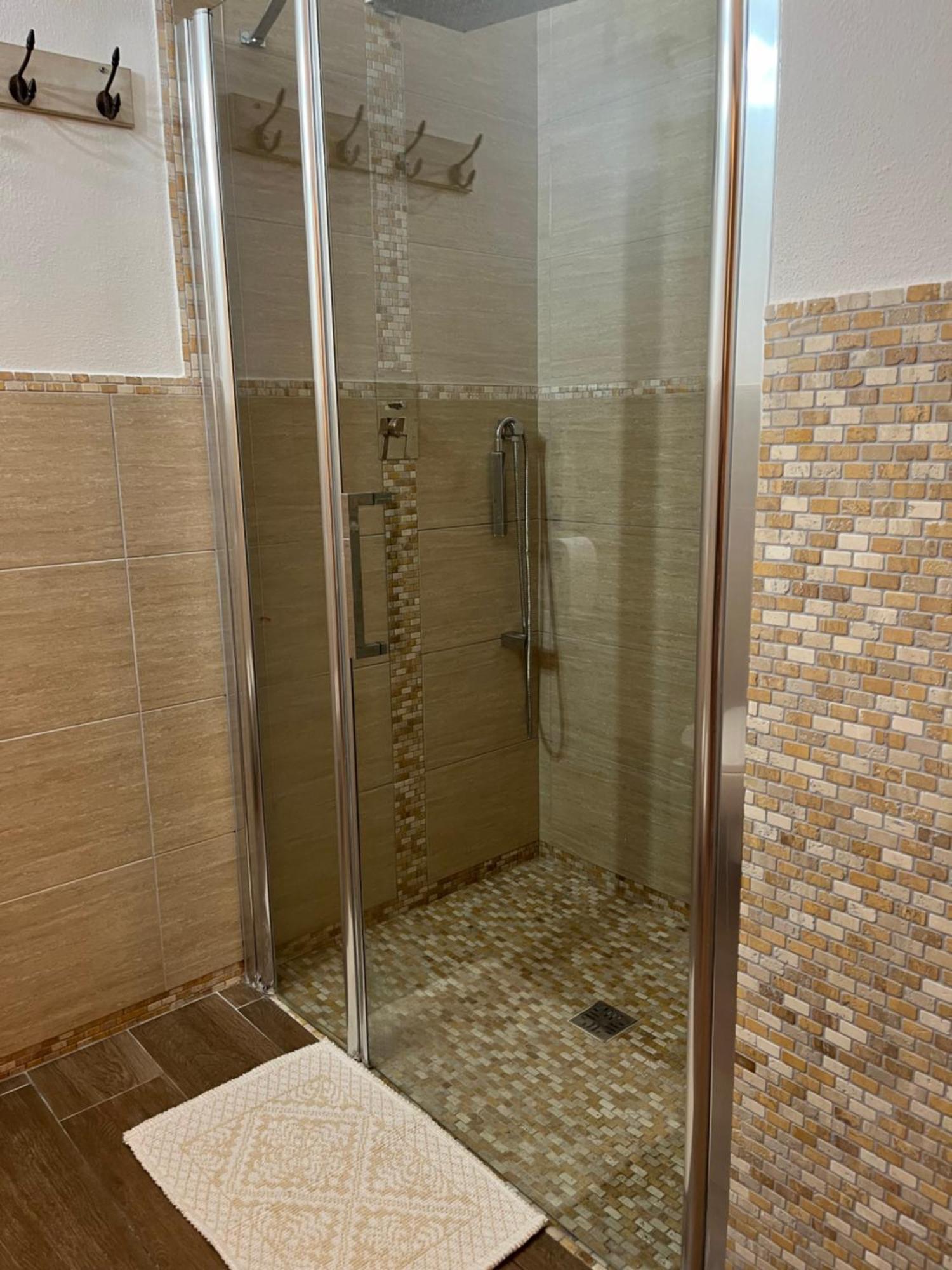 L'Essenziale Apartment Porto Torres Luaran gambar
